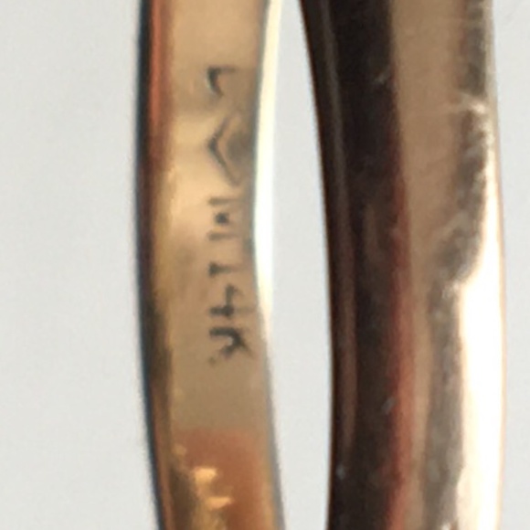 Ring, Amethyst and Diamond ring in 14K - Picture 4 of 6